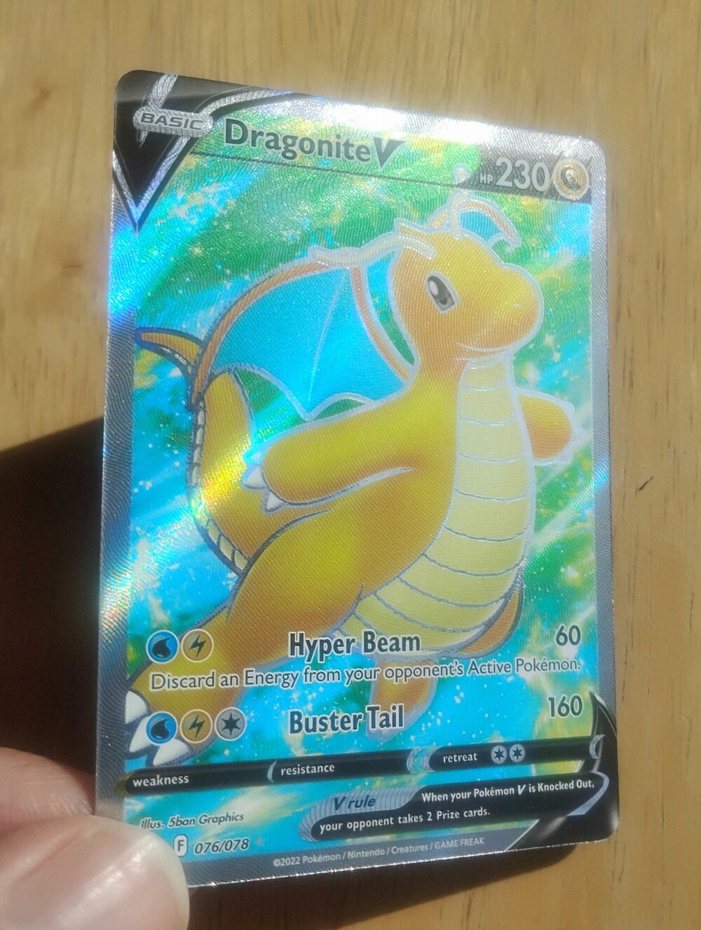Mint 2022 Holo Ultra Rare Dragonite V 076/078 Pokemon Go Pokemon Card